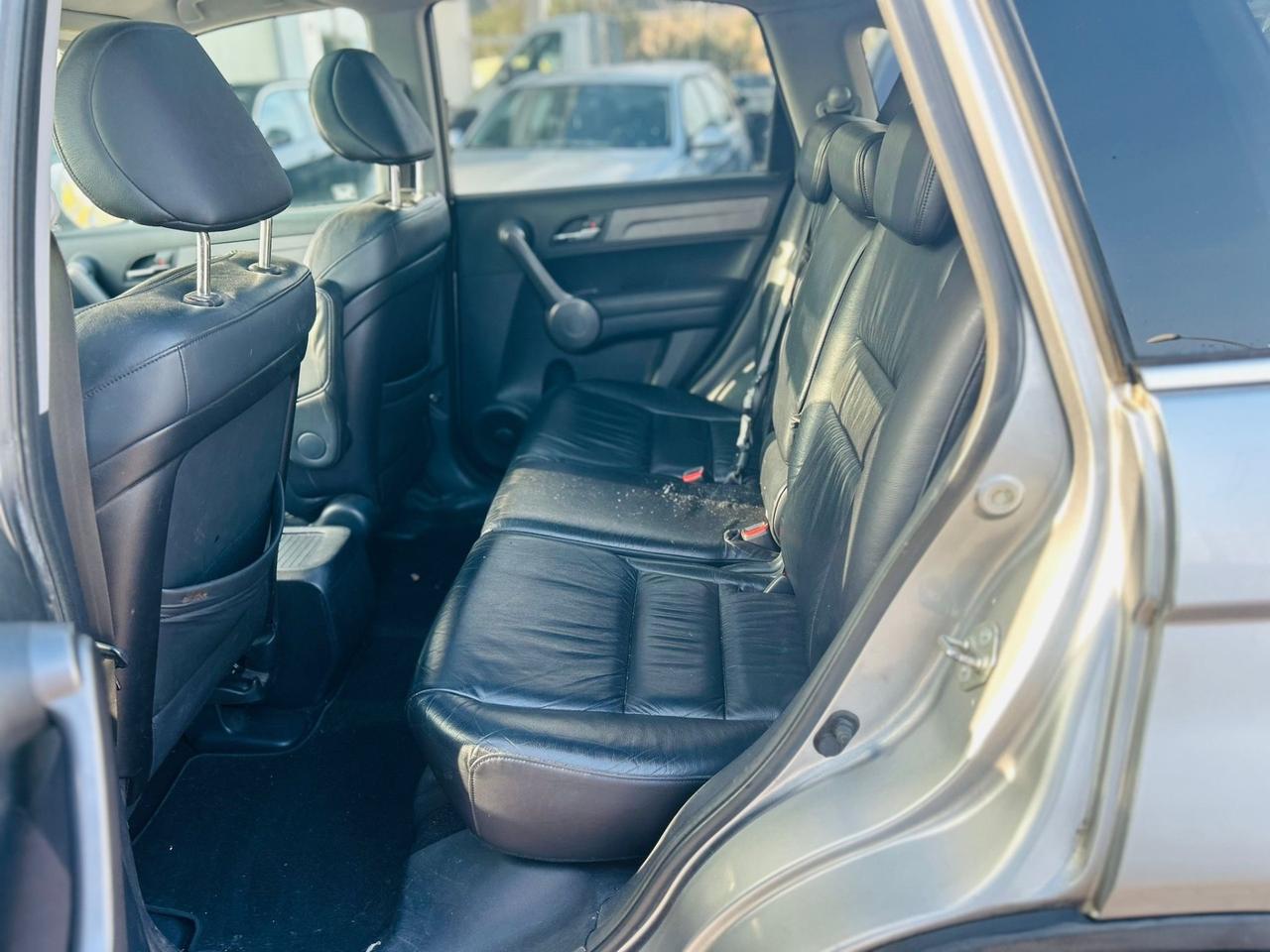 Honda CR-V 2.2 i-CTDi 16V Advance DPF