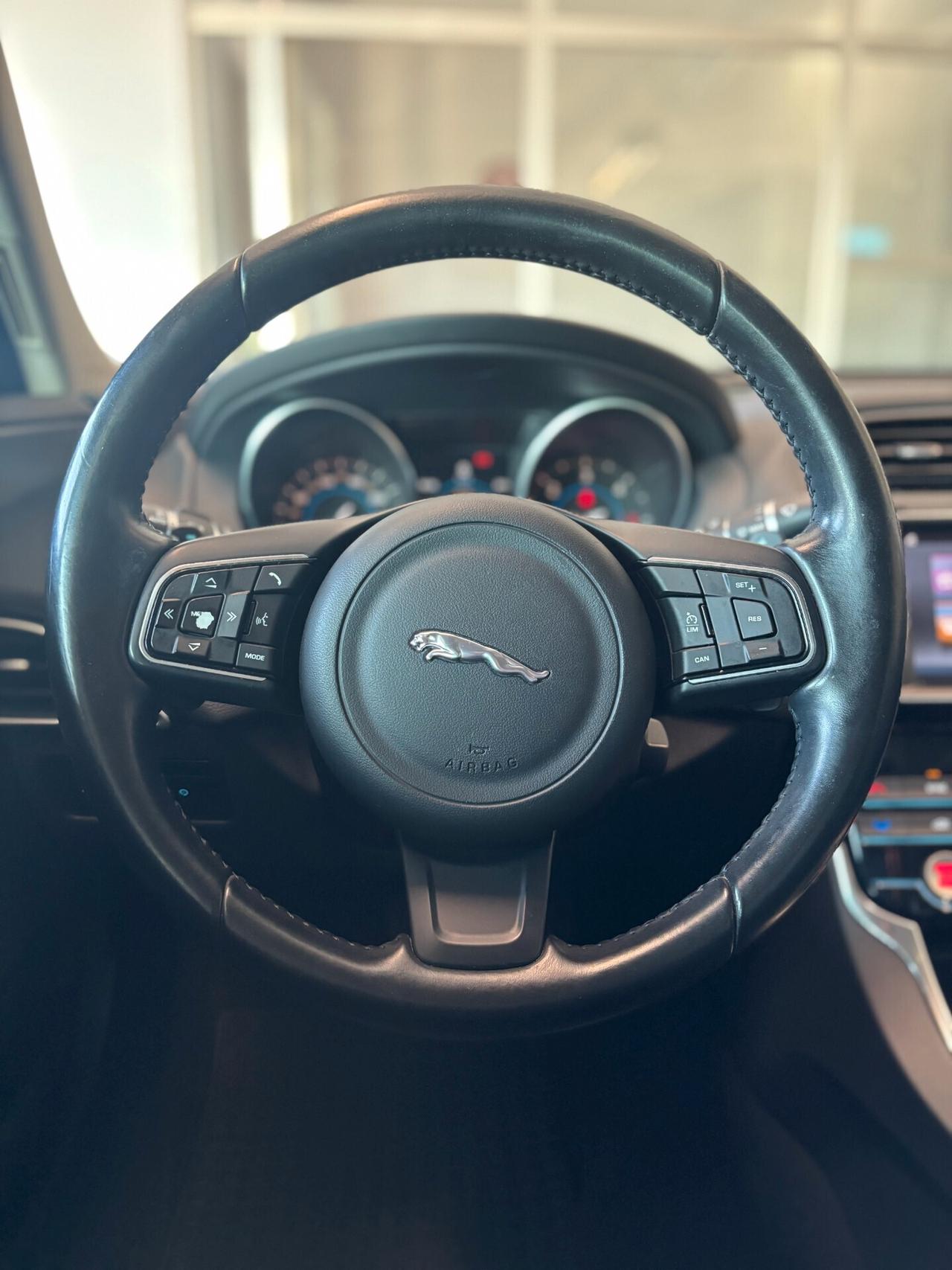 Jaguar XE 2.0d Portfolio awd 180cv*UNICOPRO*TAGLIANDI JAGUAR