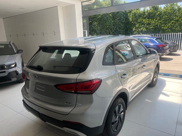 MG ZS 1.5 benzina Standard DA ?199,00 MENSILI ANT.0
