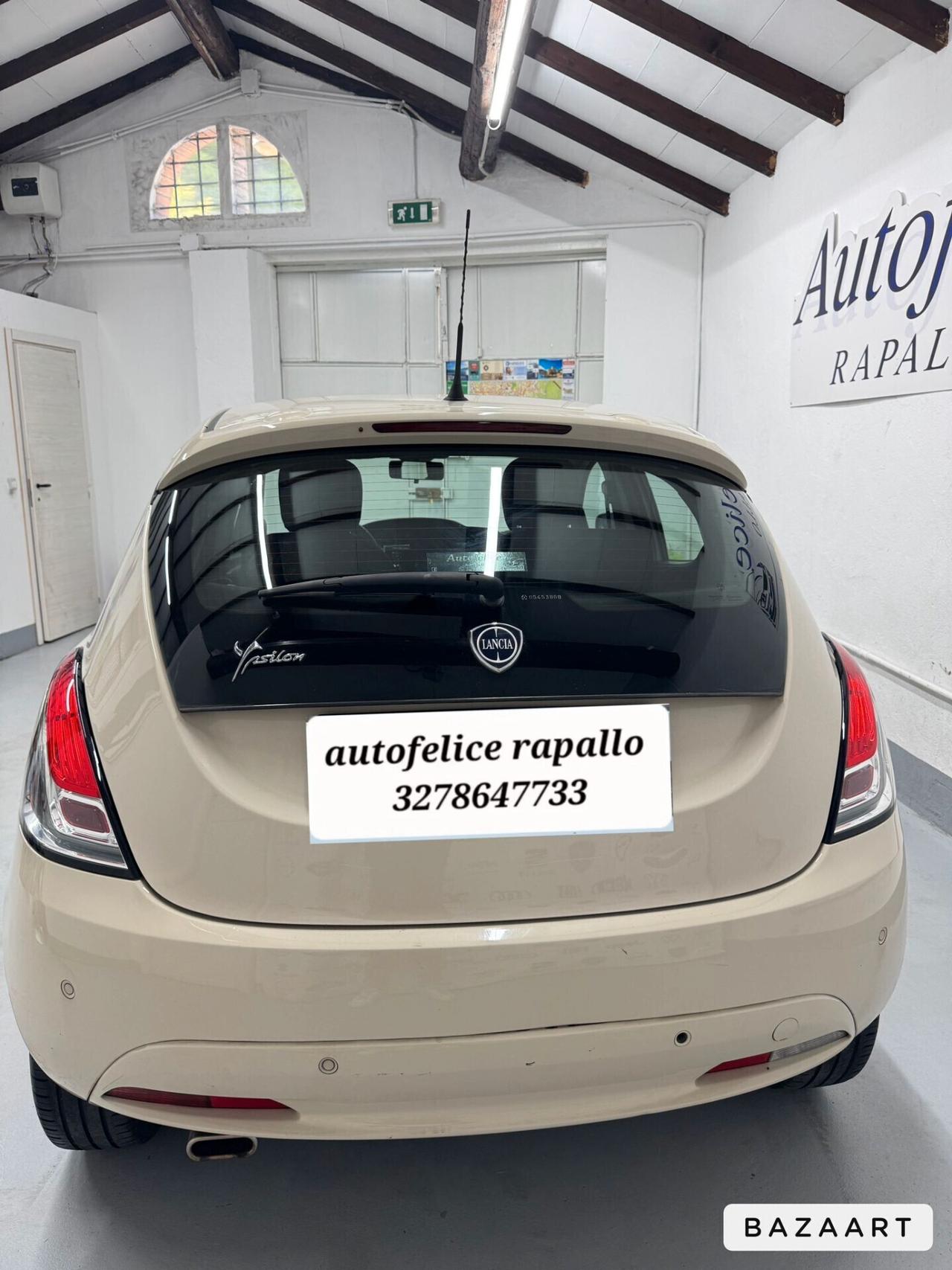 Lancia Ypsilon 1.2 69 CV 5 porte S&S Platinum
