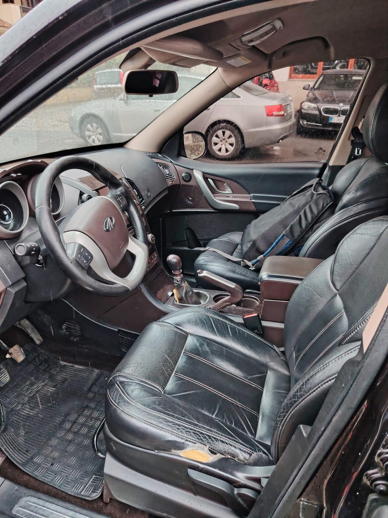 Mahindra XUV500 2.2 16V AWD W8