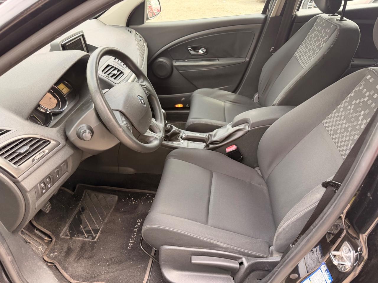 Renault Megane Mégane 1.5 dCi 110CV EDC SporTour Wave
