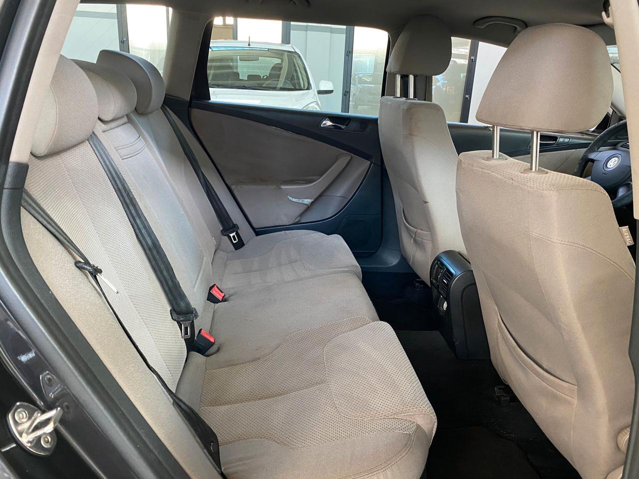 Volkswagen Passat 2.0 TDI 140CV Comfortline Cruise/tagliandi