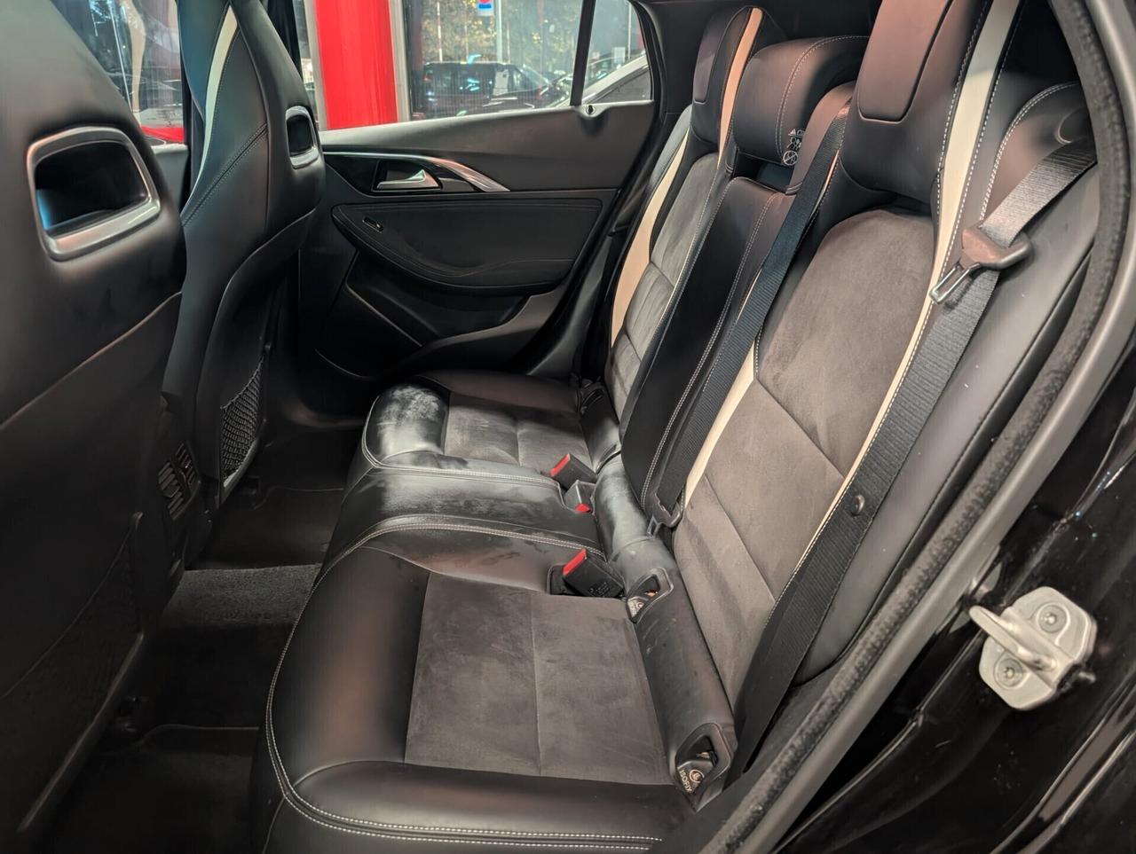 Infiniti Q30 1.5 diesel Sport Black