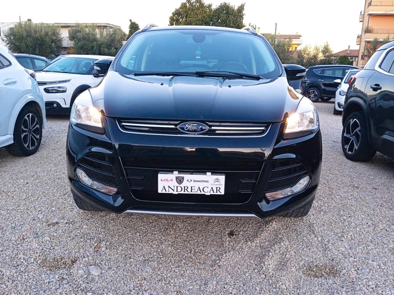 Ford Kuga 2.0 TDCI 150 CV S&S 4WD Titanium