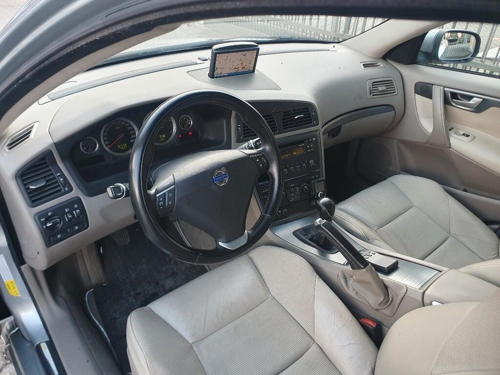 Volvo V70 2.4 D5 Sport AWD omologata 7 posti