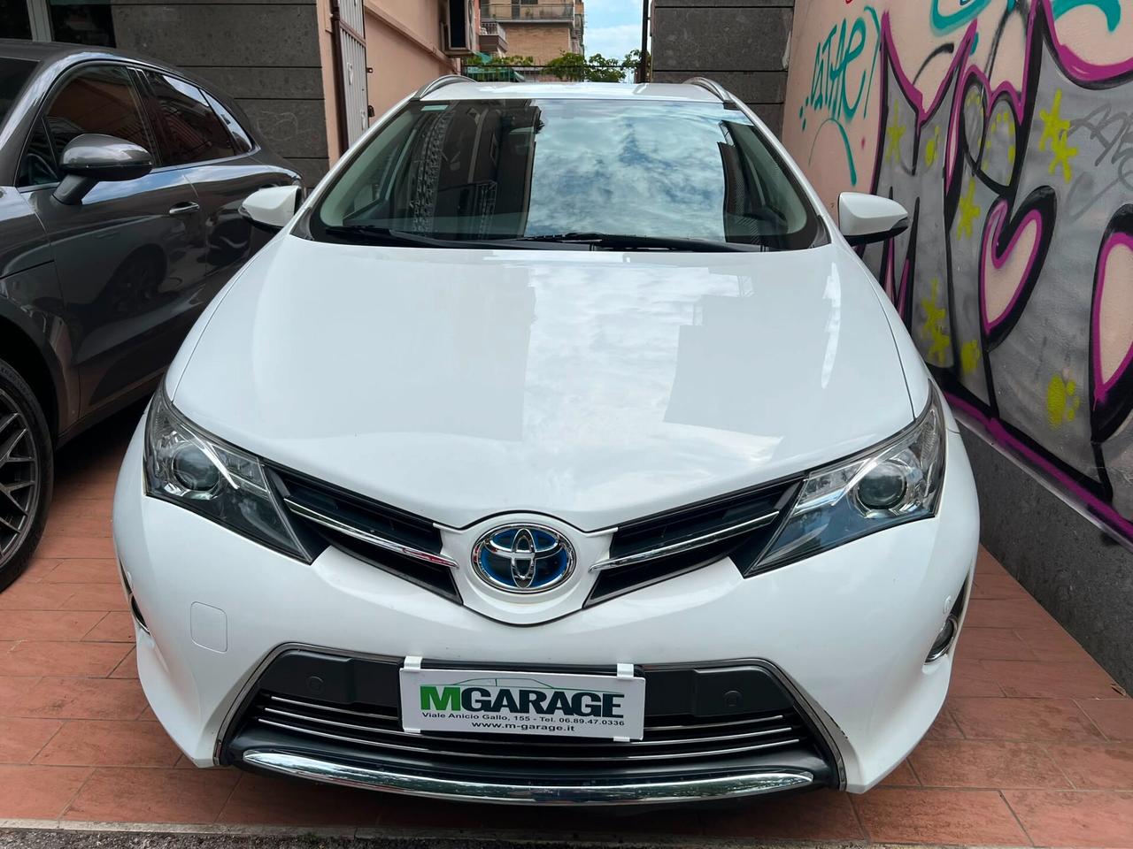 Toyota Auris TS 1.8 Hybrid Lounge - BATTERIE SOSTITUITE
