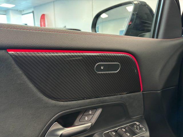 MERCEDES-BENZ GLA 180 d AMG Premium Automatico