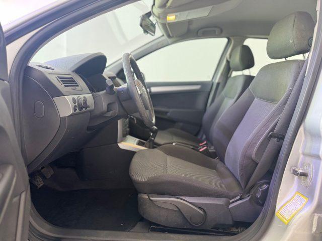 OPEL Astra 1.6 16V VVT 5 porte Cosmo