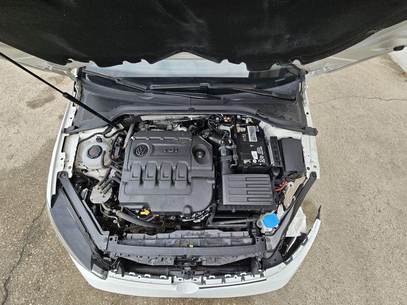 Volkswagen Golf Variant 1.6 TDI Business BMT - INCIDENTATA