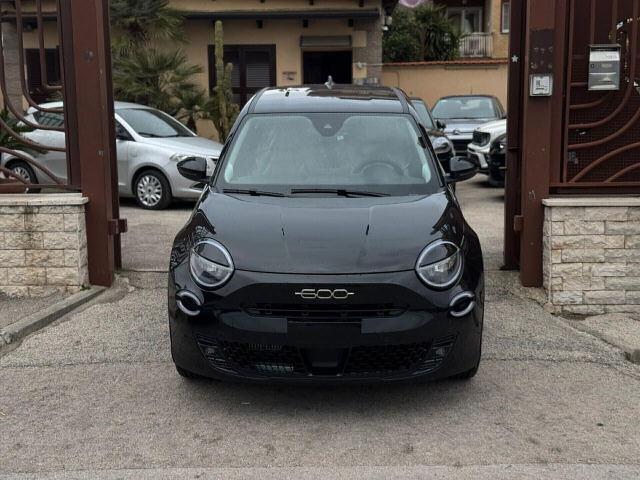 Fiat 600 Hybrid DCT MHEV La Prima