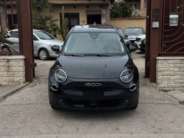 Fiat 600 Hybrid DCT MHEV La Prima