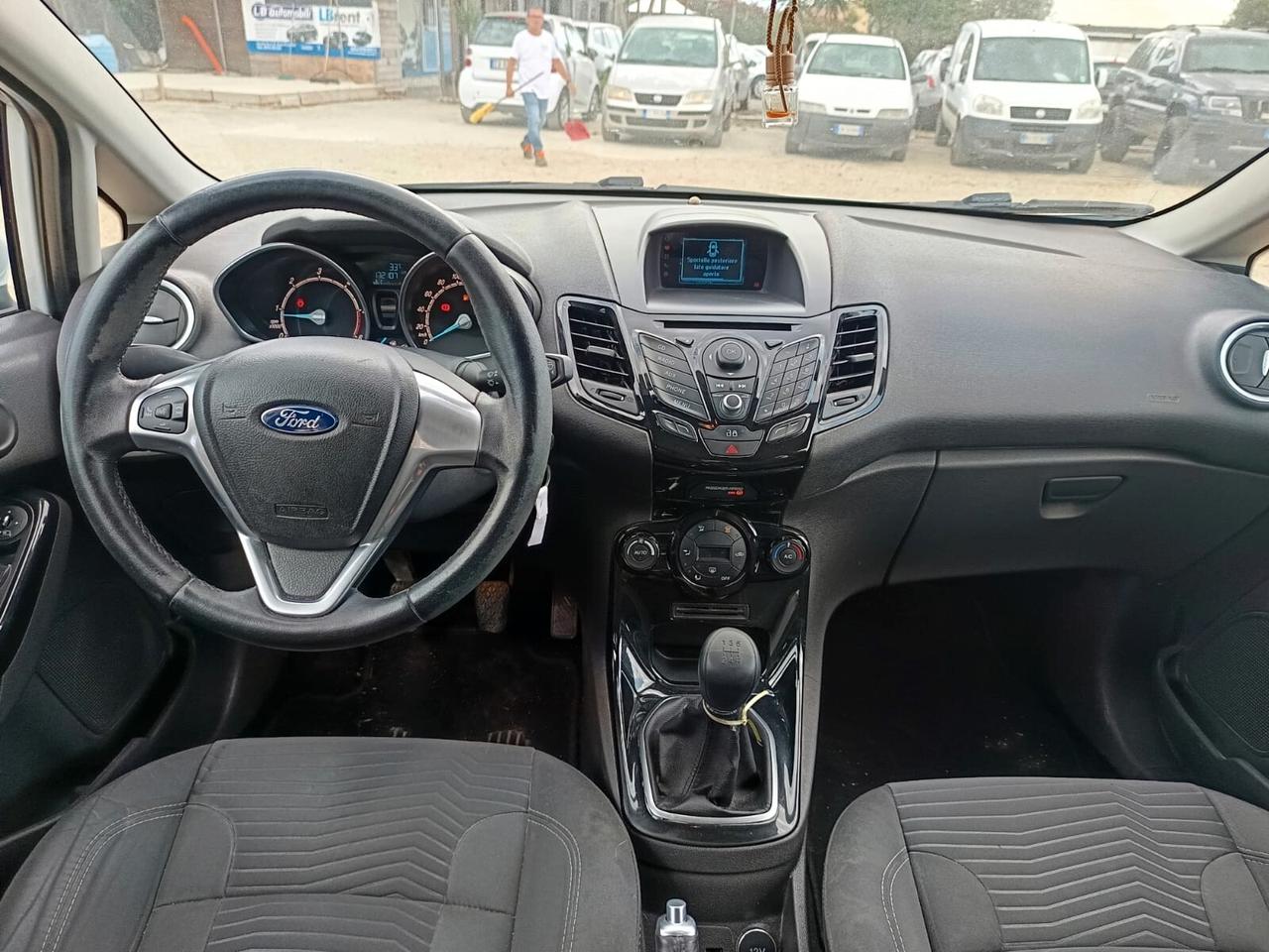 Ford Fiesta 2014 - 1.5 TDCi OK NEOP. LB AUTOMOBILI