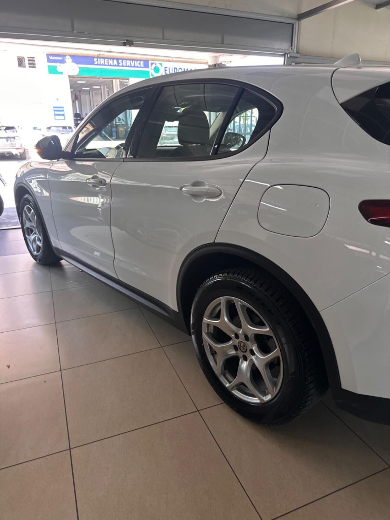 Alfa Romeo Stelvio 2.2 Turbodiesel 190 CV AT8 RWD Executive 2021