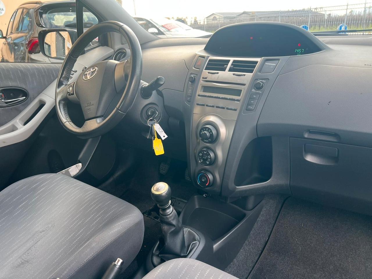 Toyota Yaris 1.3 3 porte Sol