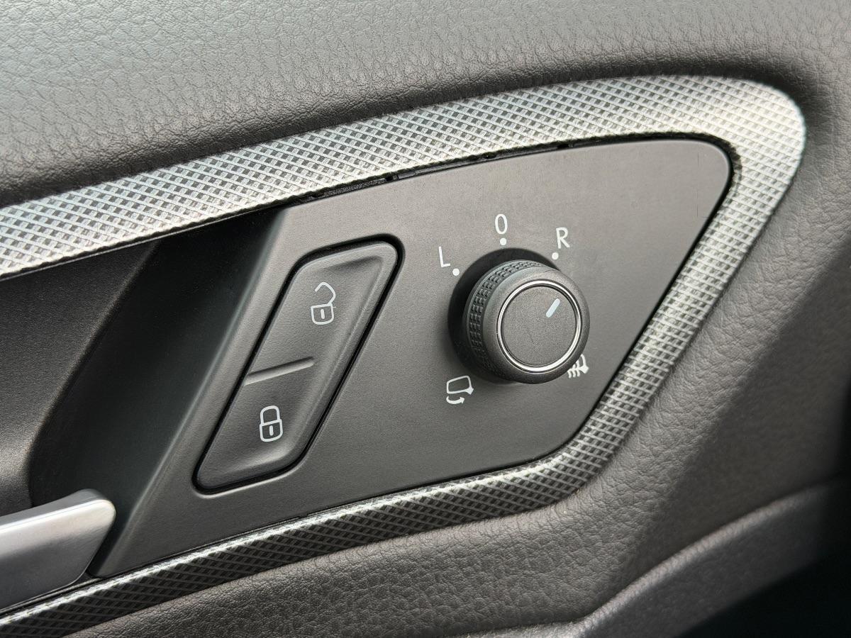 Volkswagen Golf 7.5 GTI TCR 2.0 TSI 290 CV