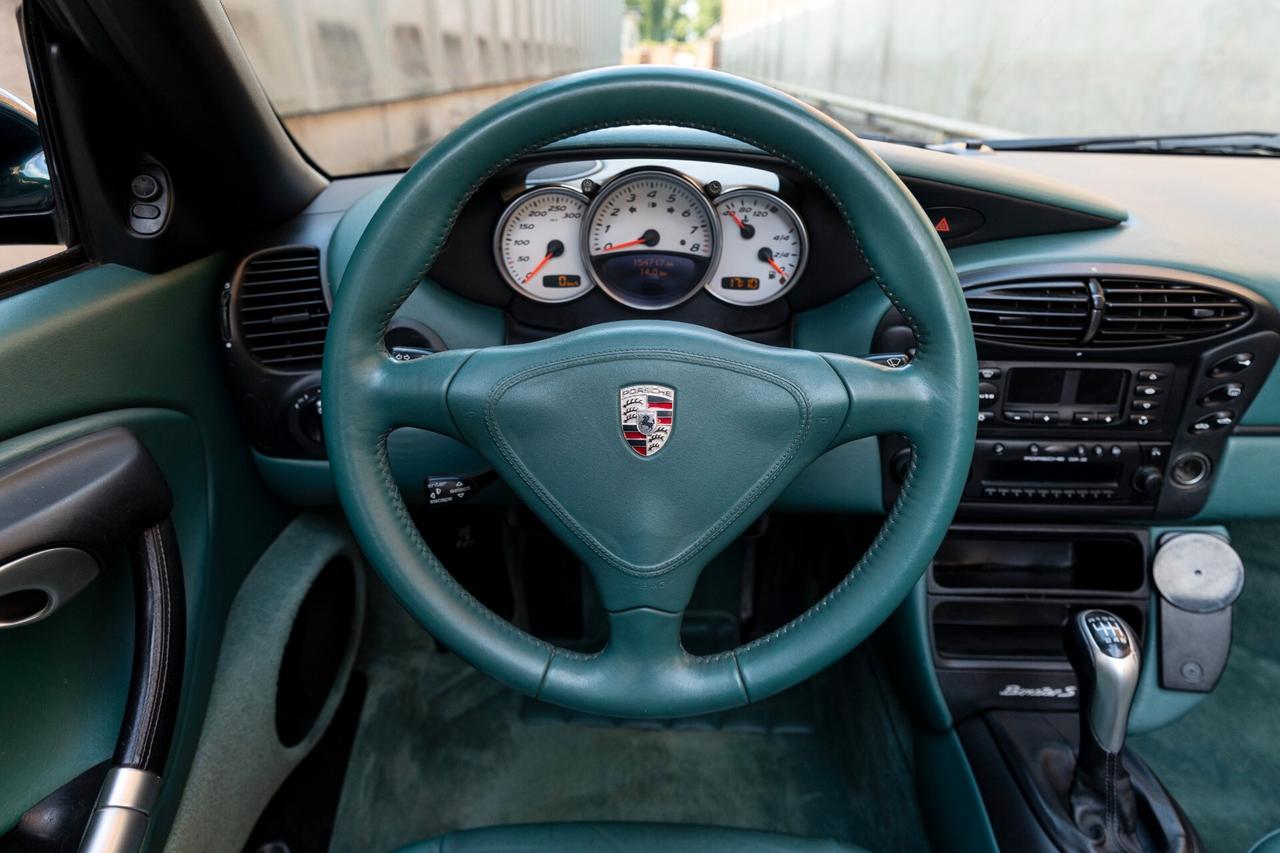 Porsche Boxster 3.2i 24V cat S