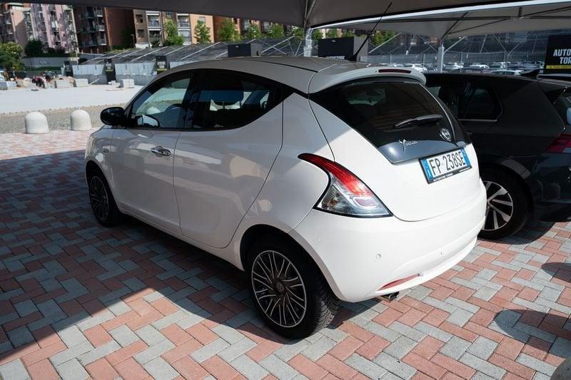 Lancia Ypsilon III 2015 1.2 Gold 69cv my18