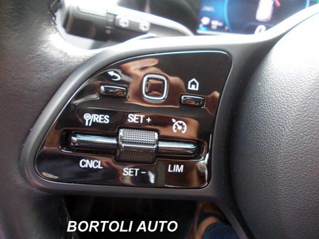 MERCEDES-BENZ GLA 200 d 57.000 KM AUTOMATICA BUSINESS EXTRA