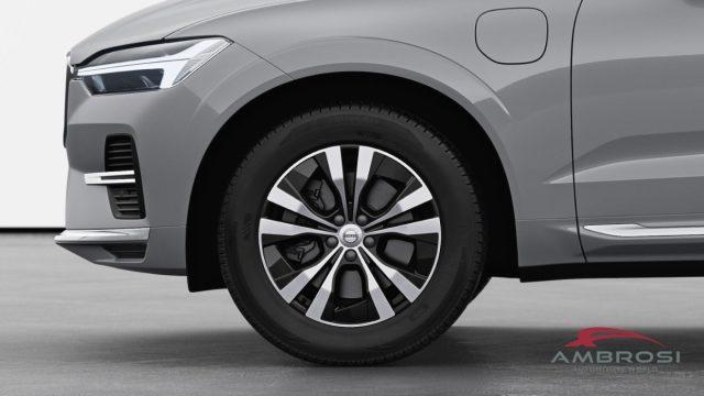 VOLVO XC60 T6 AWD Plug-in hybrid Elettrica/Benzina Essential