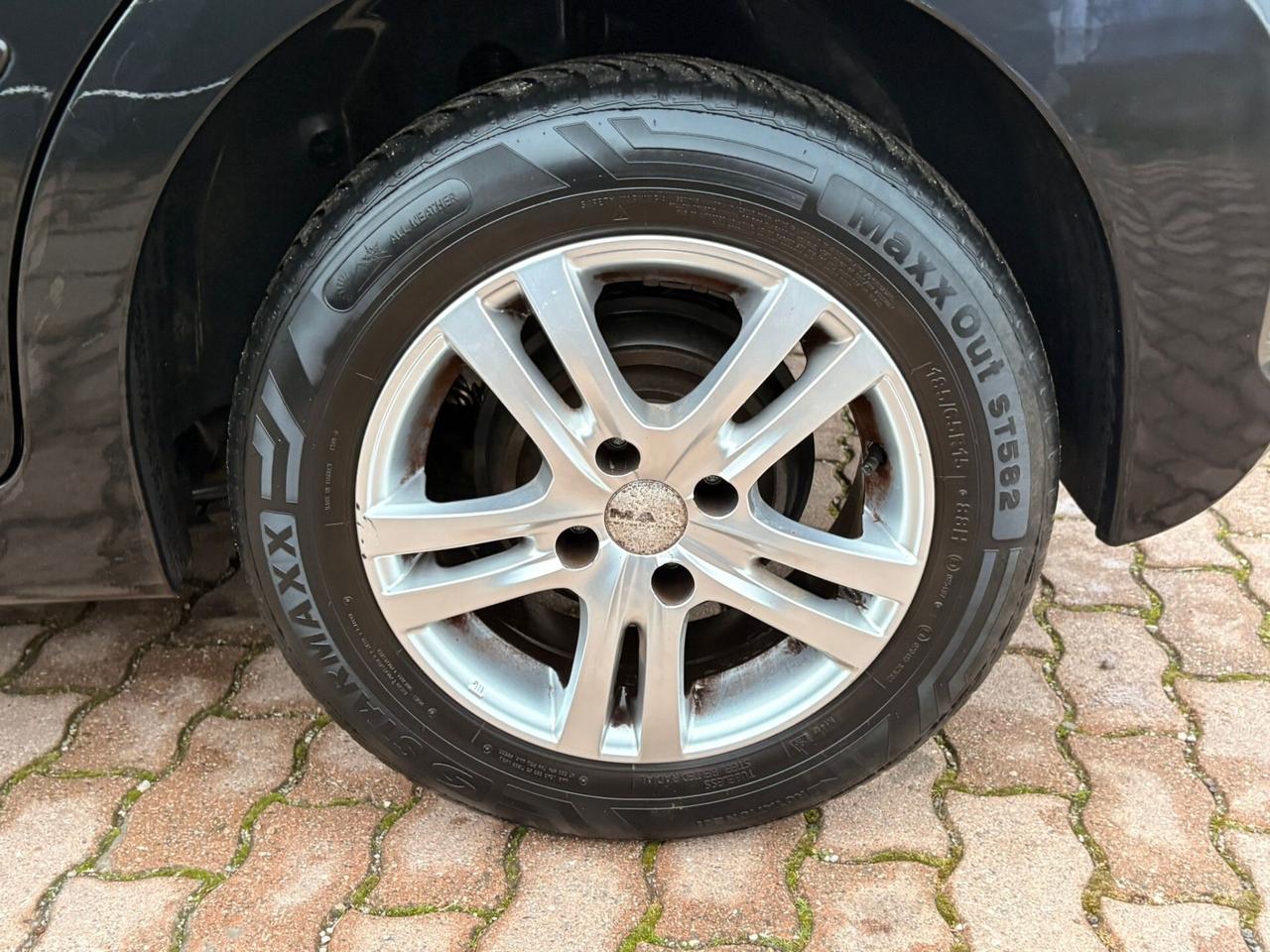 Peugeot 207 Plus 1.4 8V 75CV 5p. ECO GPL