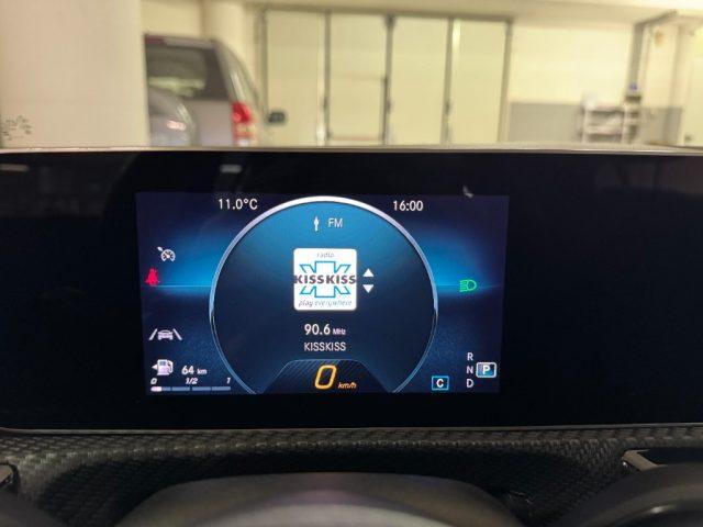 MERCEDES-BENZ A 180 d Automatic Premium