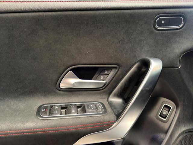 MERCEDES-BENZ CLA 180 d Automatic Premium