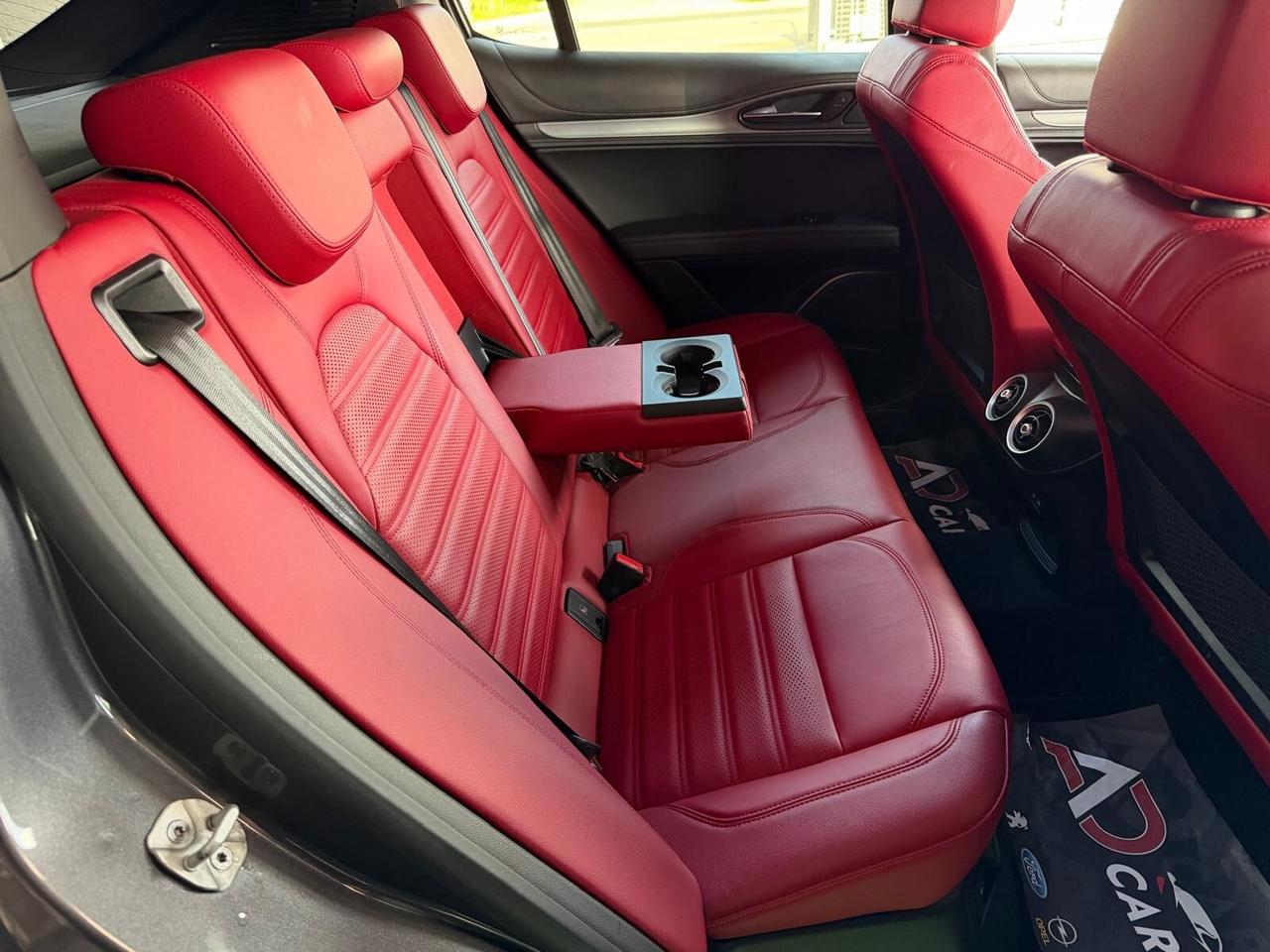 Alfa Romeo Stelvio 2.2 210 CV AT8 Q4 Veloce