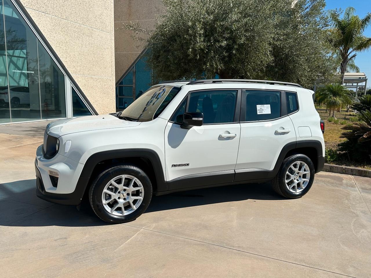 Jeep Renegade phev Altitude offerta T-Stock prezzo imperdibile