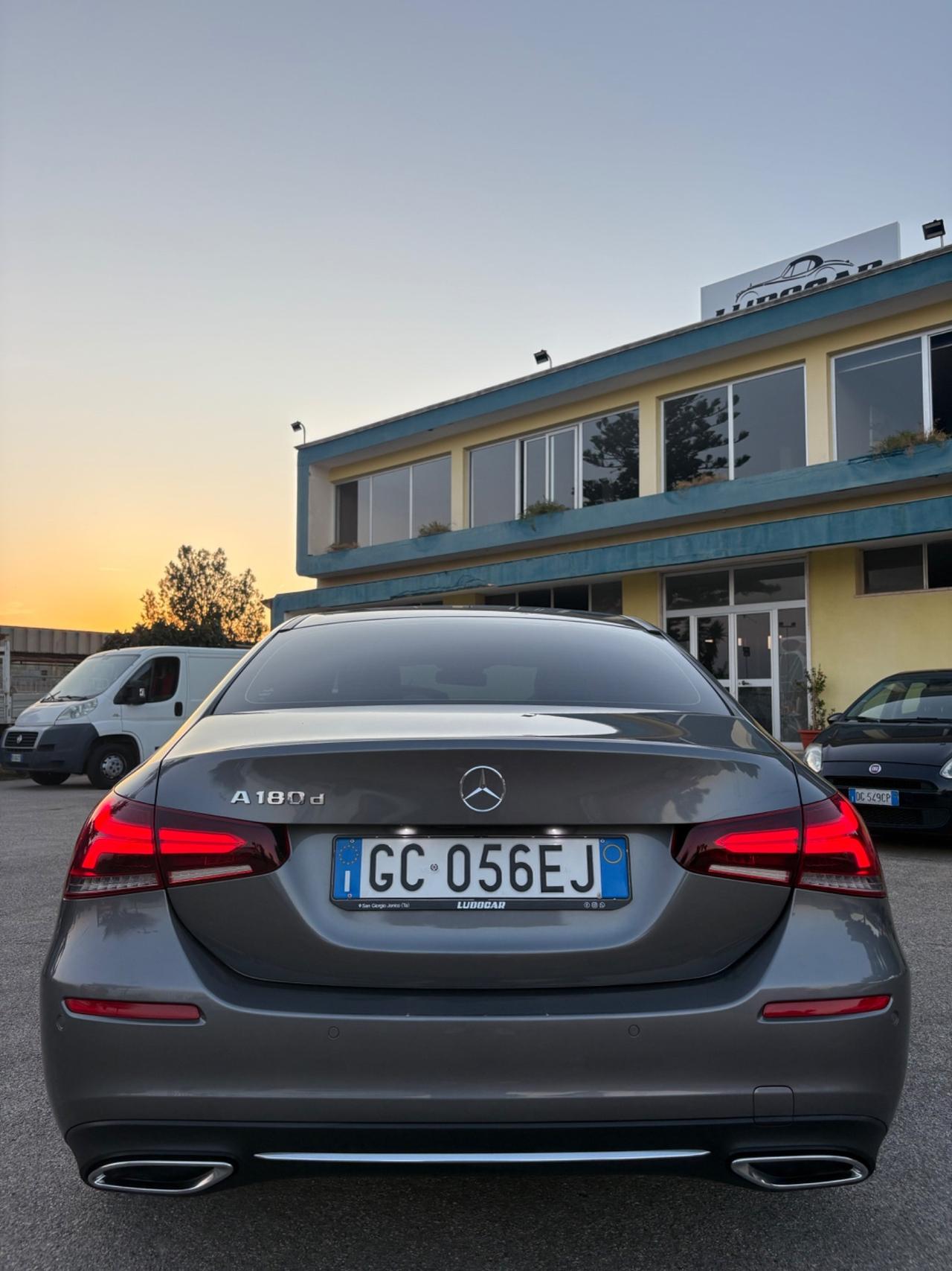 Mercedes-benz A 180 d Automatic Premium