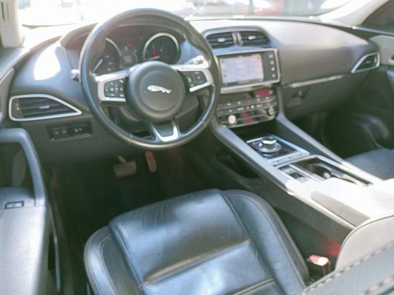 Jaguar F-Pace 2.0d i4 Prestige awd 180cv auto my18 2.0 D I4 180cv Prestige AWD Auto