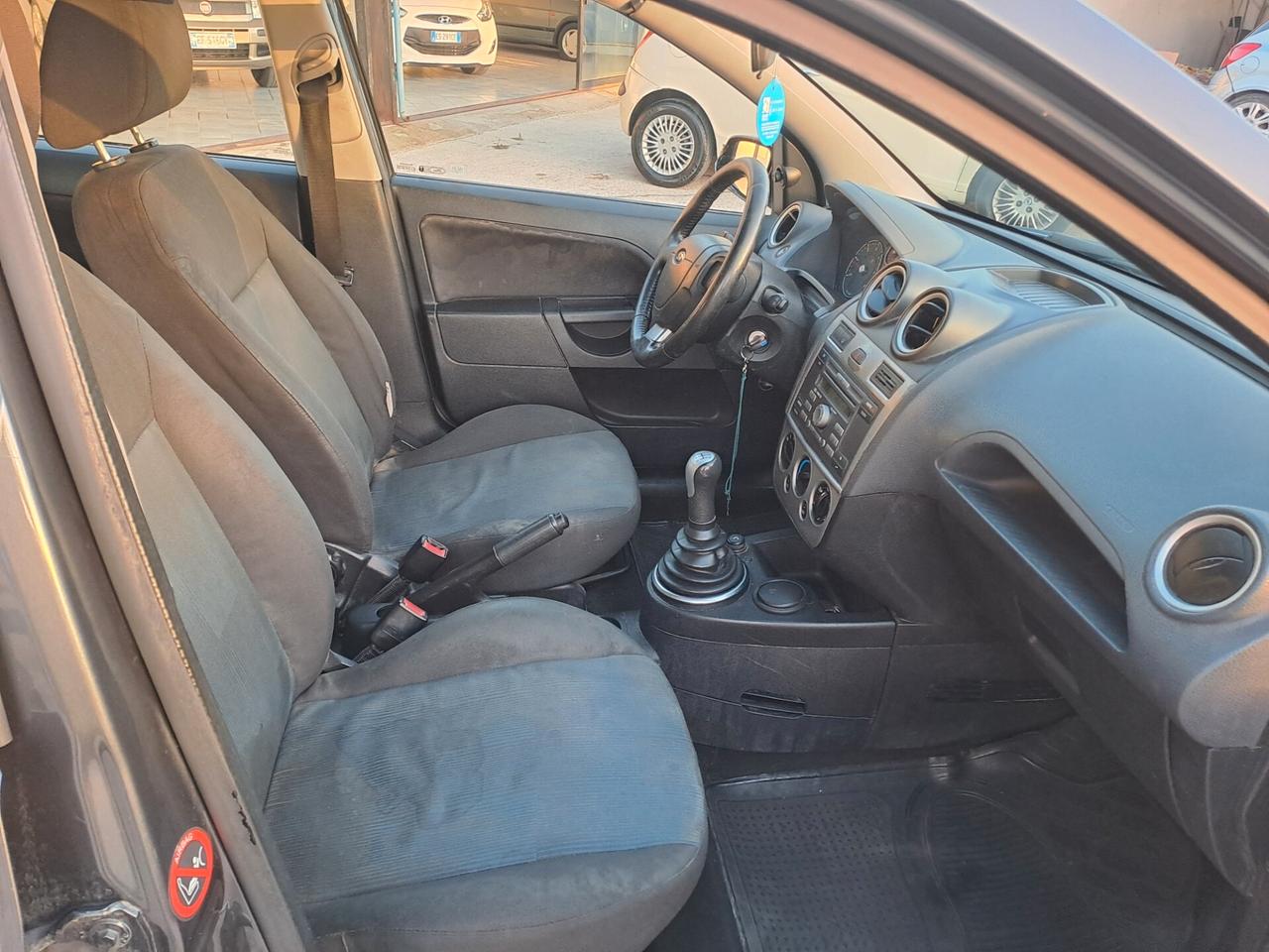 Ford Fiesta 1.4 TDCi 5p. Ghia