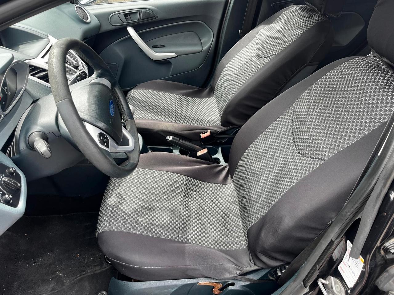 Ford Fiesta 1.2 82 CV 5 porte Titanium