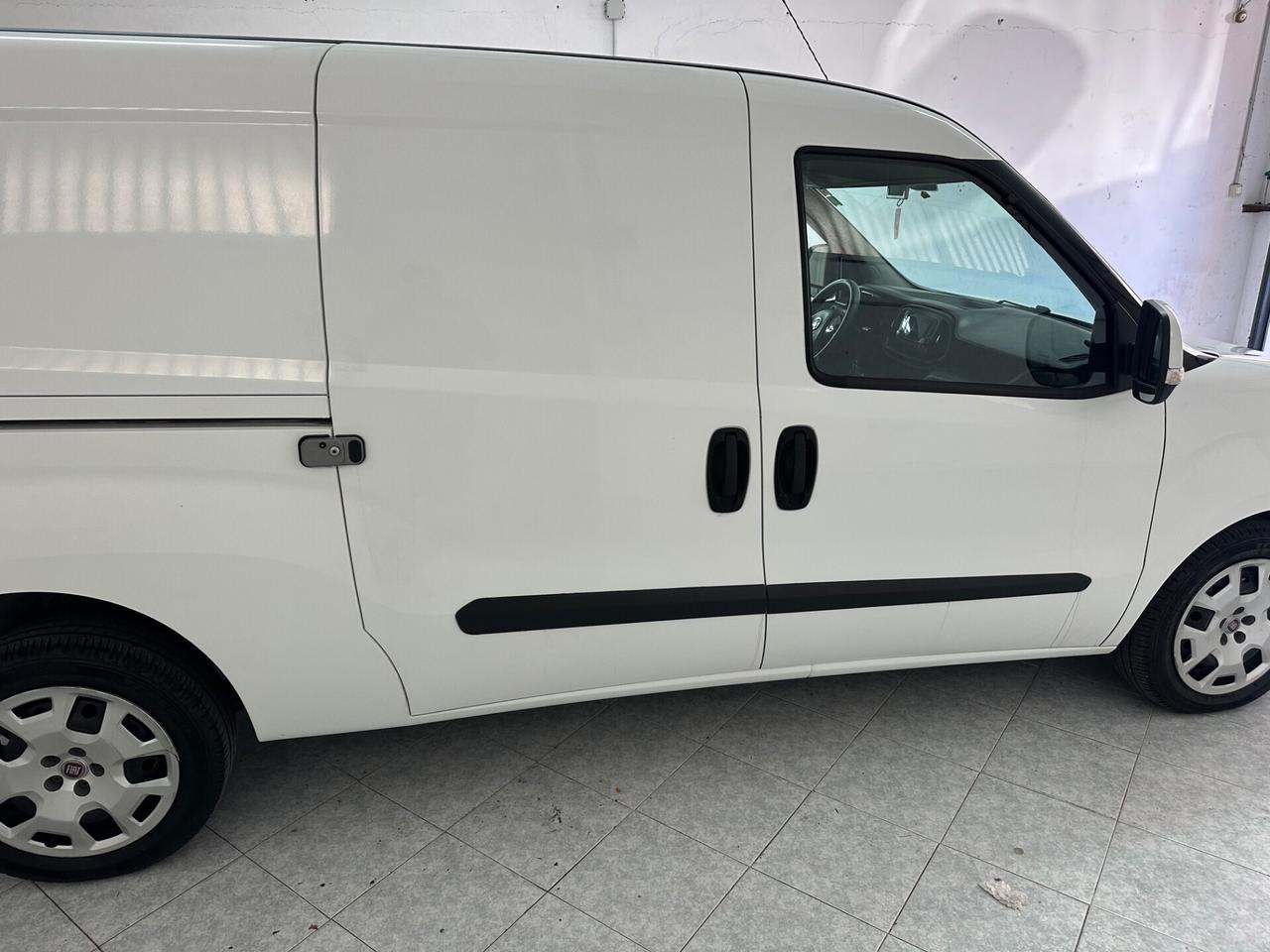 Fiat dobló maxí