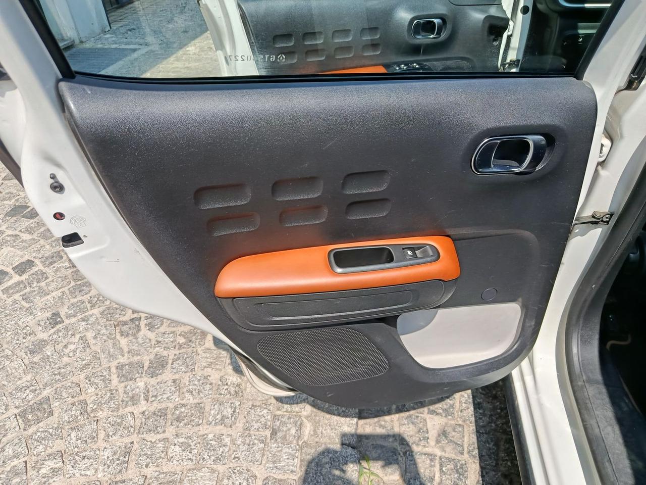 Citroen C3 Shine 1.6 Blue HDi 100 #11828