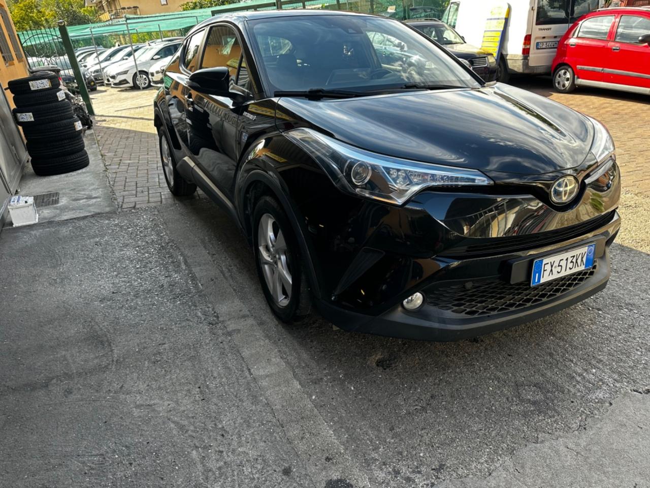 Toyota C-HR 1.8 Hybrid E-CVT Active