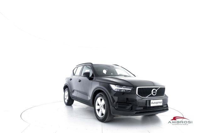 VOLVO XC40 D4 AWD Geartronic Momentum - PER OPERATORI DEL SET