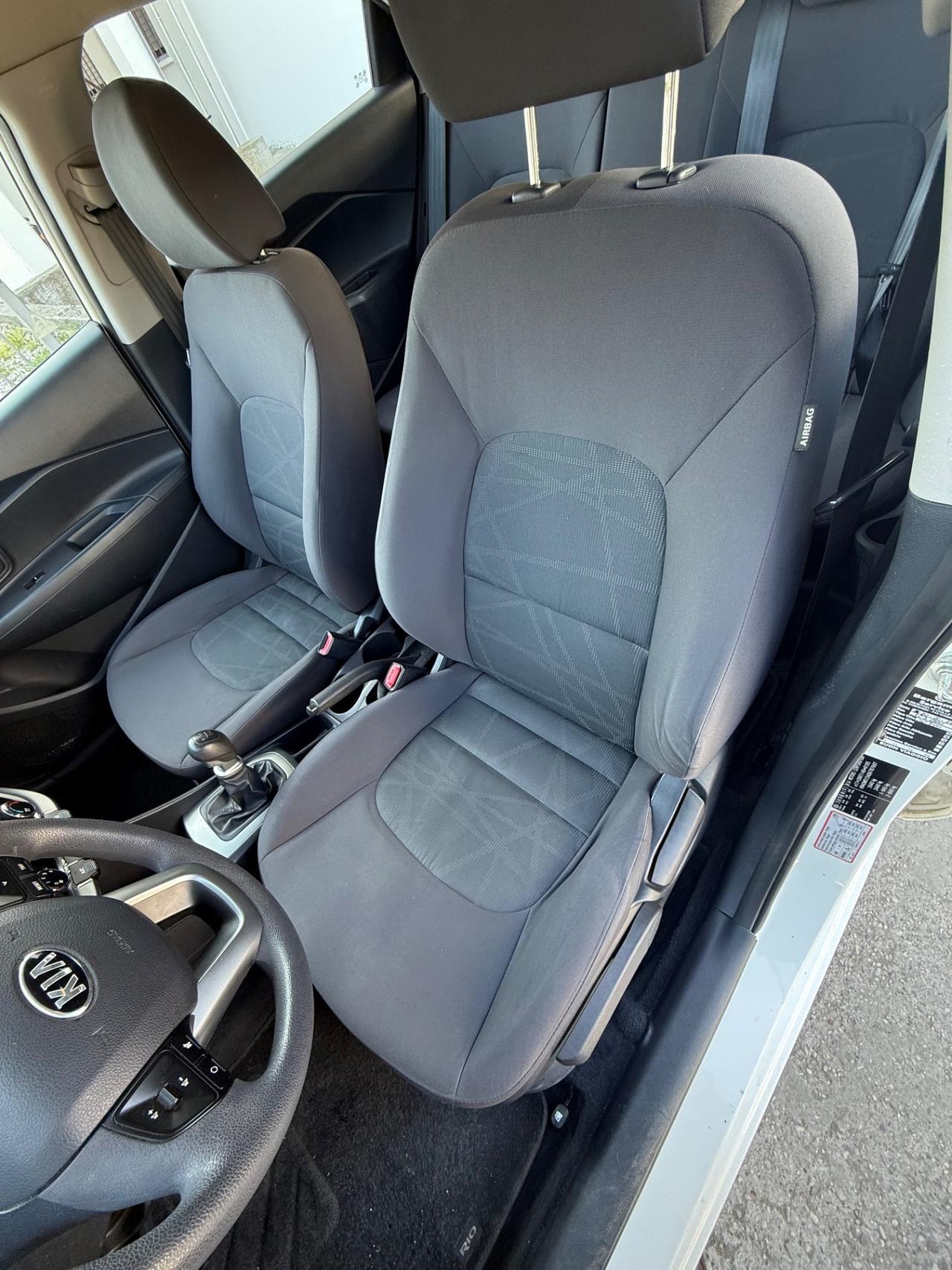 Kia Rio 1.1 CRDi 6 Marce NEOPAT. 2012 UNICO PROP.