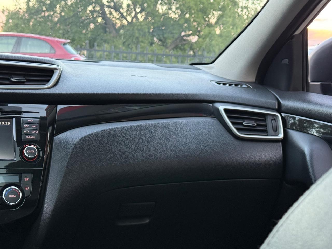 Nissan Qashqai 1.6 dCi 2WD Tekna FULL