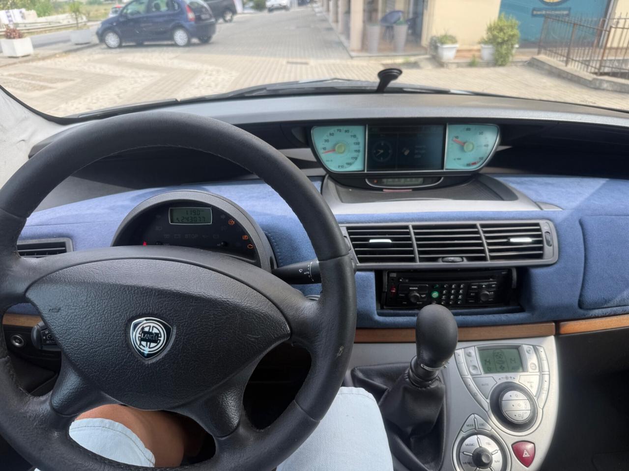 Lancia Phedra 2.2 JTD 7 posti