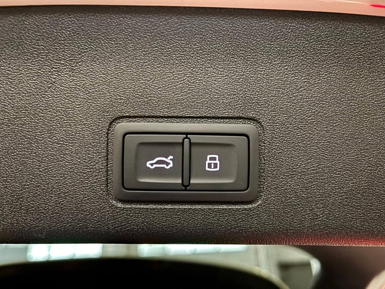 Audi Q3 35 TDI S tronic line edition/''''ì