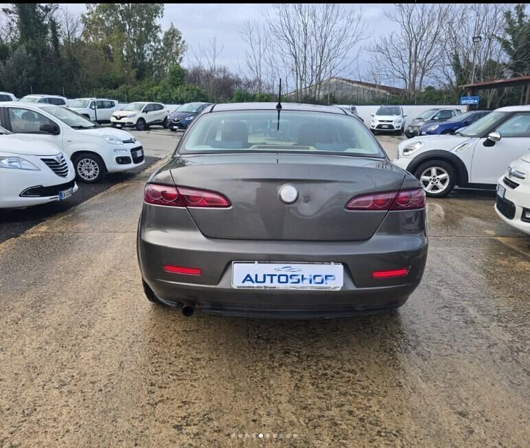 Alfa Romeo 159 1.9 JTDm 16V TI