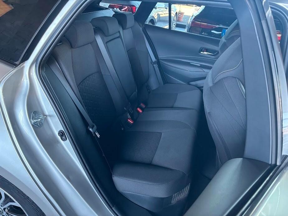 Toyota Corolla Touring Sports 2.0 Hybrid Lounge