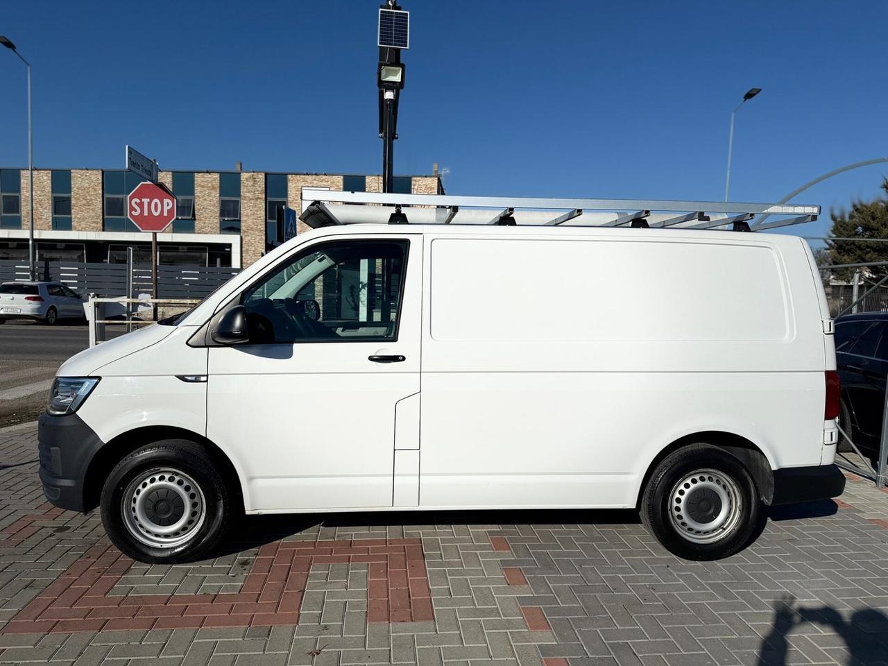 Volkswagen Transporter 2.0TDI 150CV DSG IVA ESPOSTA