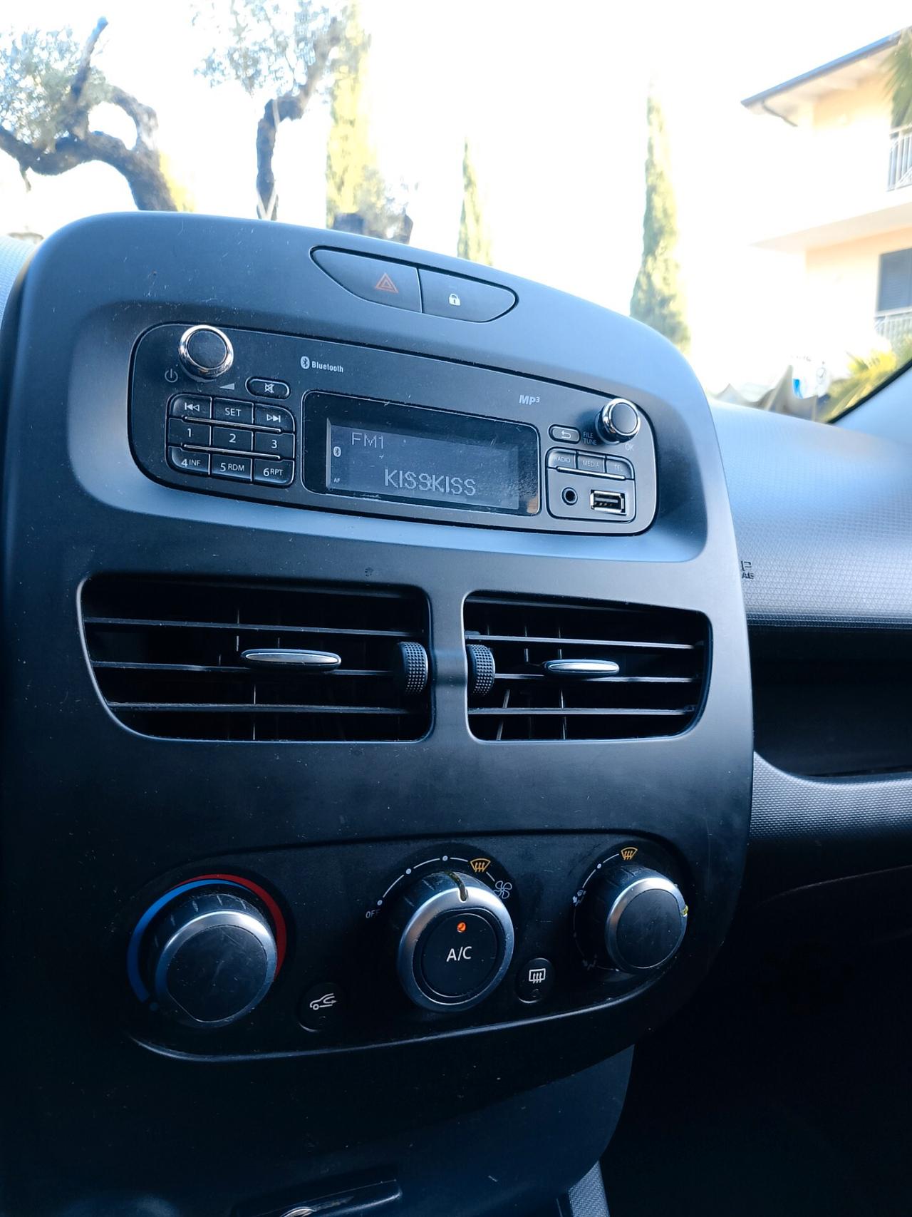 Renault Clio 1.2 75CV GPL 5 porte Wave