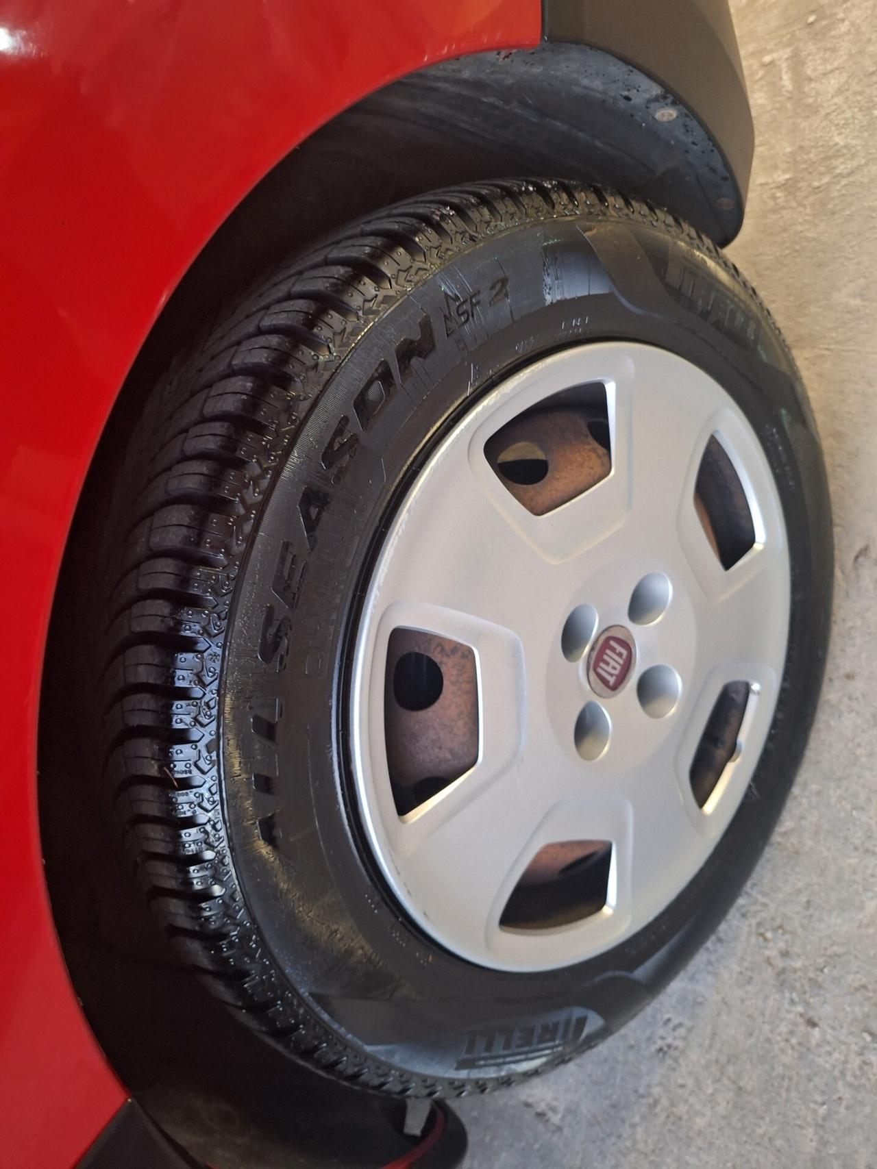 Fiat Fiorino 1.3 MJT 95CV Cargo Adventure