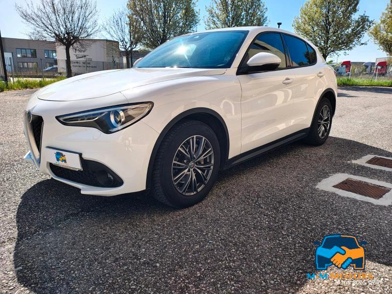 Alfa Romeo Stelvio 2.2 t Business rwd 160cv auto my19