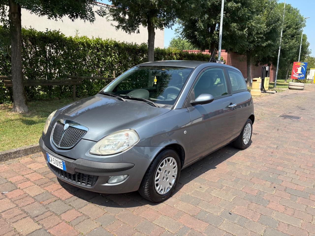 Lancia Ypsilon 1.2 Argento