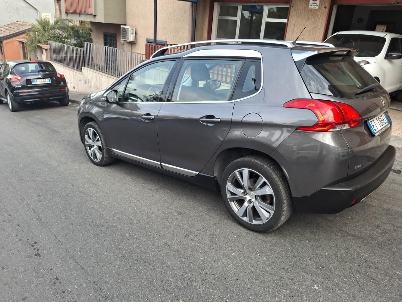 Peugeot 2008 1.6 e-HDi 92 CV Stop&Start Allure