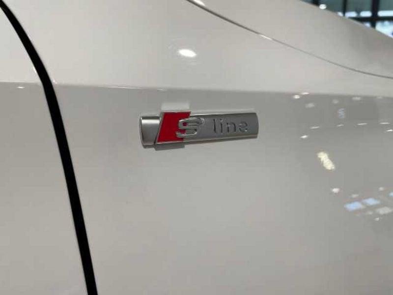 Audi A3 IV 2024 Sportback 35 2.0 tdi S line edition s-tronic